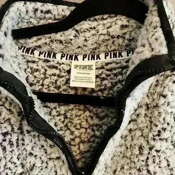 Victoria's Secret PINK Fleece sweatshirt - Picture 5 of 13